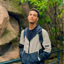 <strong>Ryan K.</strong>